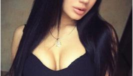 This sexy girl with big delicious tits is on chatroulette