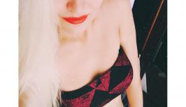 Sexy blondes on randomchat