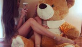 Amazing girl with her Teddy-bear
